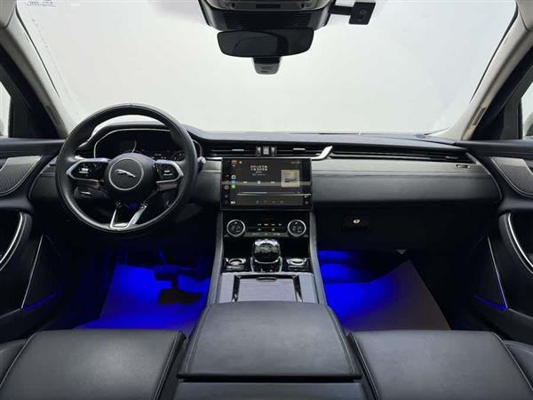 捷豹XFL 2021款 XFL 2.0T P200 两驱精英豪华版