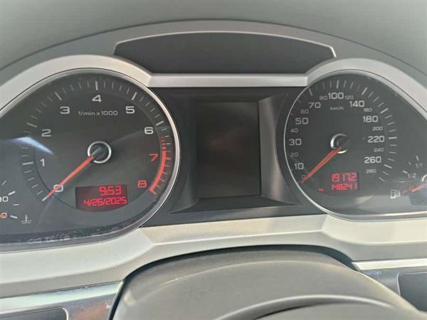 奥迪A6L 2011款 2.0 TFSI 自动标准型