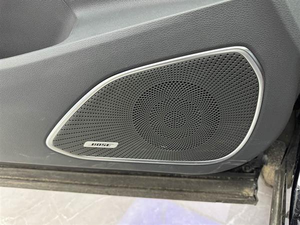 红旗HS5 2023款 2.0T 旗享Pro版
