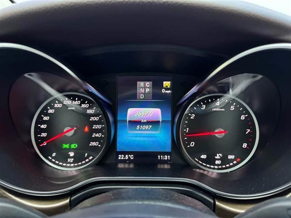 奔驰V级 2021款 V 260 L 长轴距豪华版