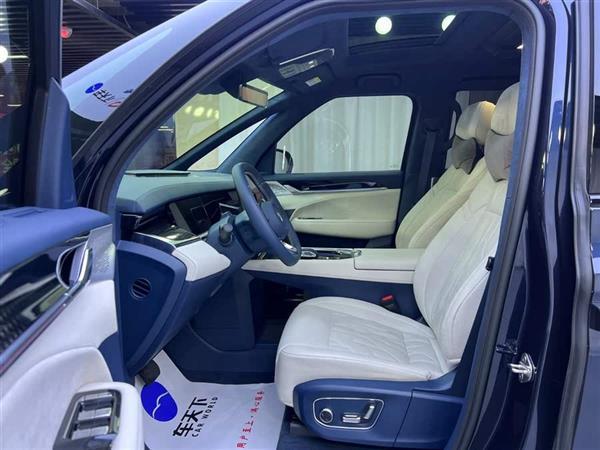 极氪009 2024款 六座行政版四驱 108kWh