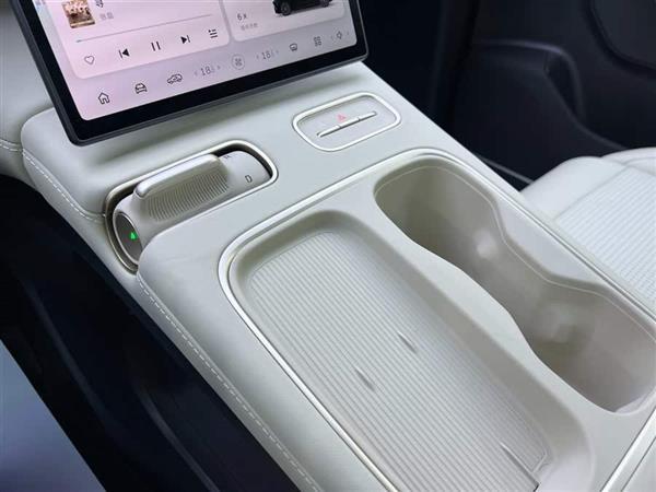 蔚来ES6 2024款 75kWh