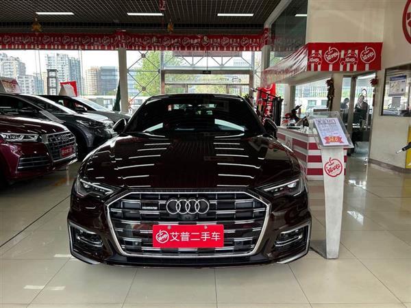 奥迪A6L 2024款 45 TFSI quattro 臻选动感型