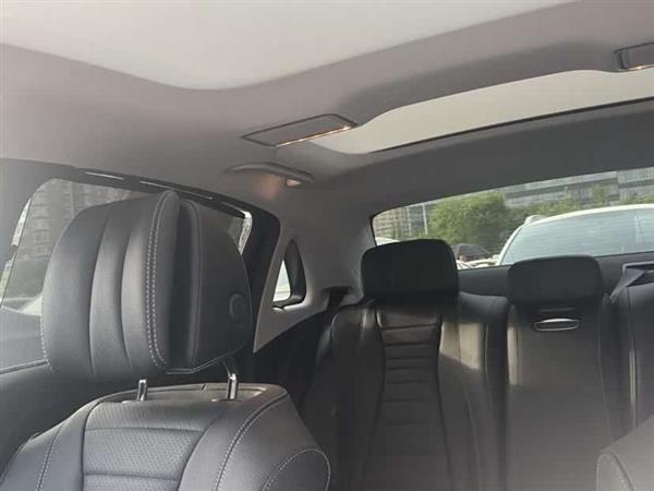 奔驰E级 2018款 E 300 L 运动时尚型