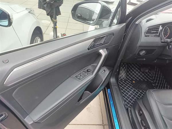 途观L 2019款 380TSI 自动四驱智动豪华版7座 国VI