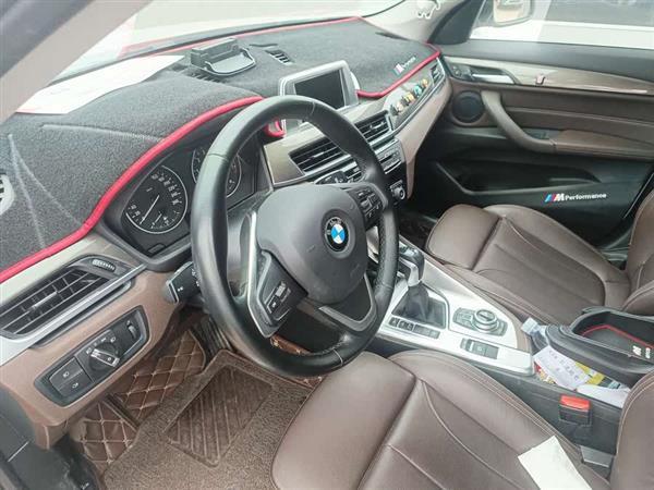 宝马X1 2018款 xDrive20Li 尊享型