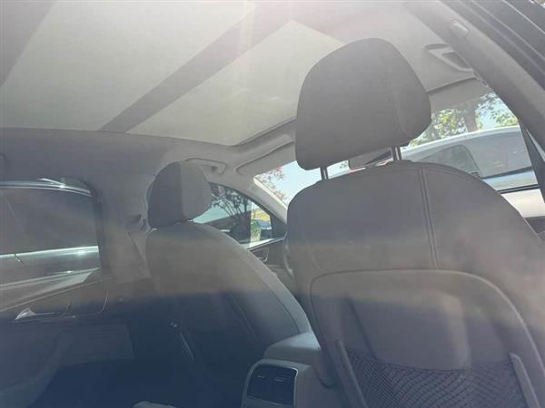 奥迪A6L 2012款 30 FSI 技术型