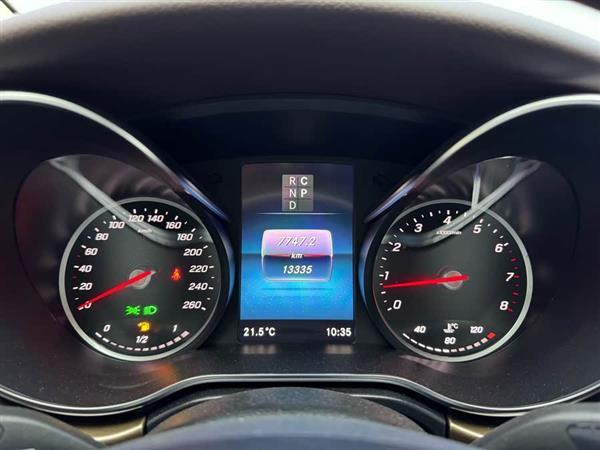 奔驰V级 2022款 V 260 L 长轴距尊贵版
