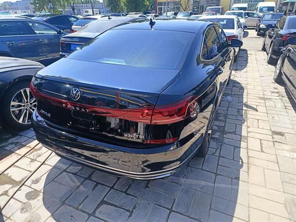 帕萨特 2022款 330TSI 精英版