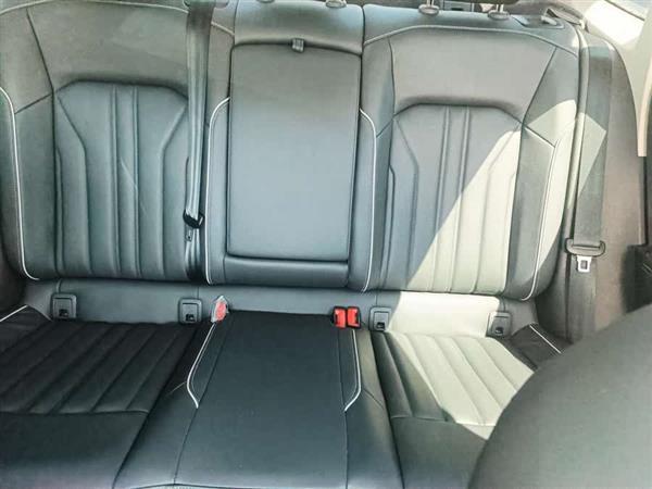 帕萨特 2022款 330TSI 精英版