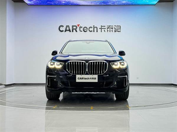 宝马X5 2022款 xDrive 30Li 尊享型M运动套装