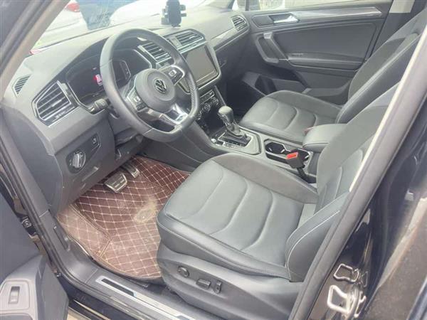 途观L 2021款 330TSI 自动两驱R-Line越享版