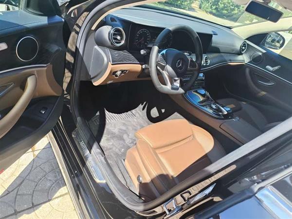 奔驰E级 2016款 E 200 L 运动型