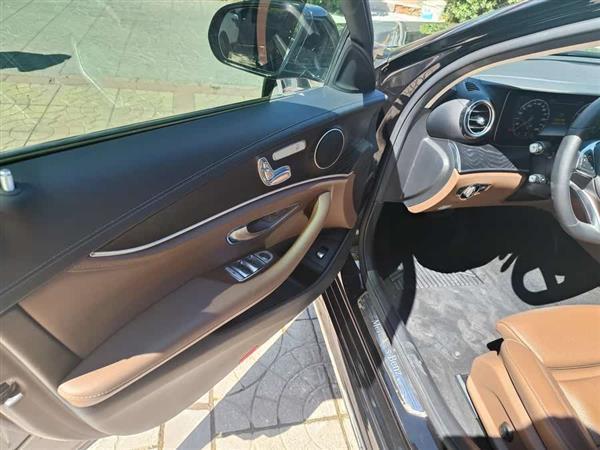 奔驰E级 2016款 E 200 L 运动型