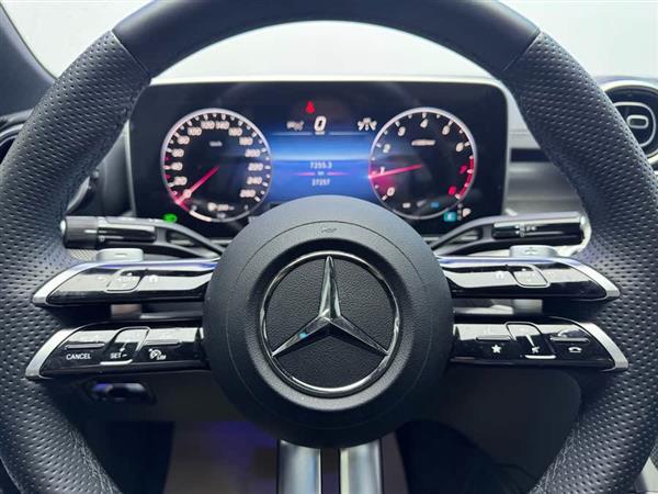 奔驰C级 2022款 改款 C 260 L 运动版