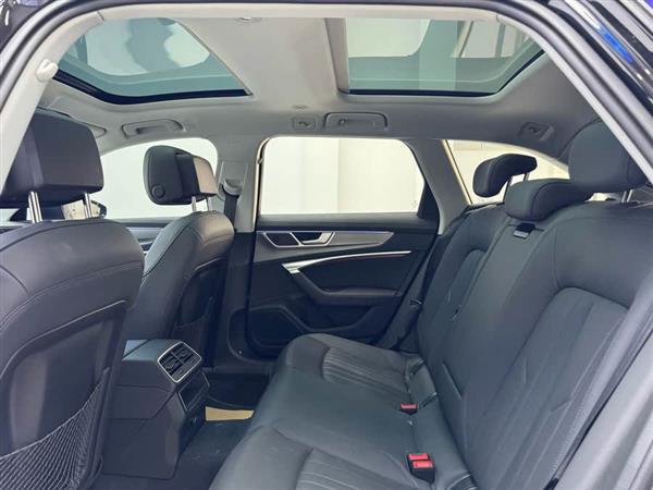 奥迪A6(进口) 2023款 allroad quattro 55 TFSI 尊享越野型