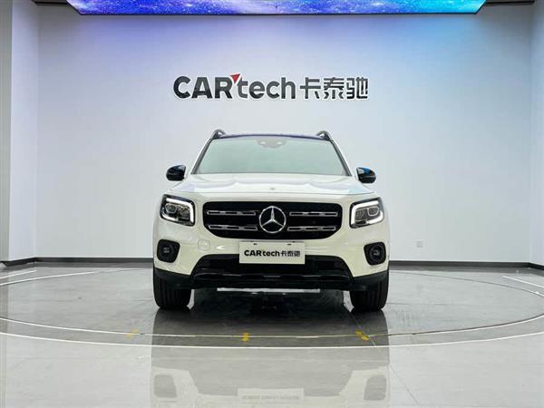 奔驰GLB 2023款 GLB 220 4MATIC