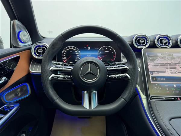 奔驰GLC 2023款 GLC 300 L 4MATIC 动感型 5座