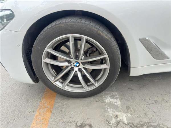 宝马5系 2020款 525Li M运动套装