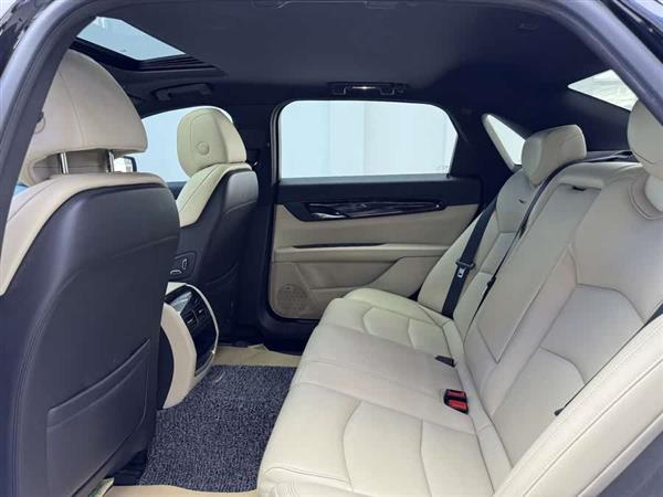 凯迪拉克CT6 2021款 28T 时尚型