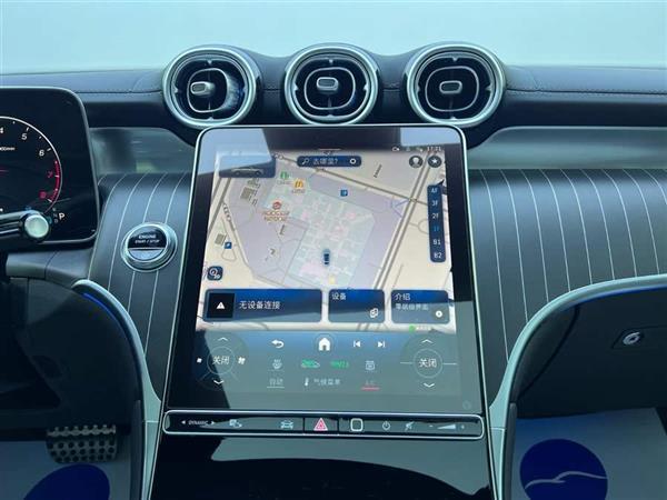 奔驰GLC轿跑 2024款 GLC 300 4MATIC 轿跑SUV