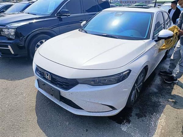 型格 2023款 240TURBO CVT豪华版