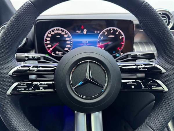 奔驰GLC 2024款 GLC 260 L 4MATIC 豪华型 7座