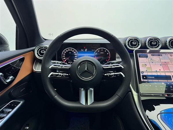 奔驰GLC 2024款 GLC 260 L 4MATIC 豪华型 7座