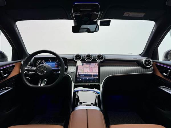 奔驰GLC 2024款 GLC 260 L 4MATIC 豪华型 7座