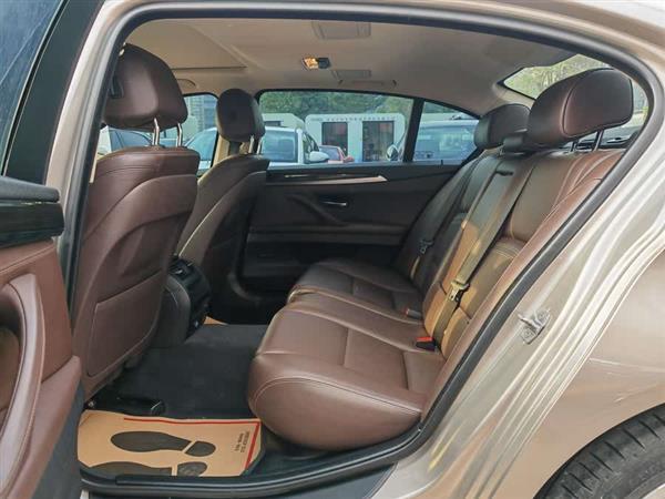 宝马5系 2014款 525Li 豪华设计套装