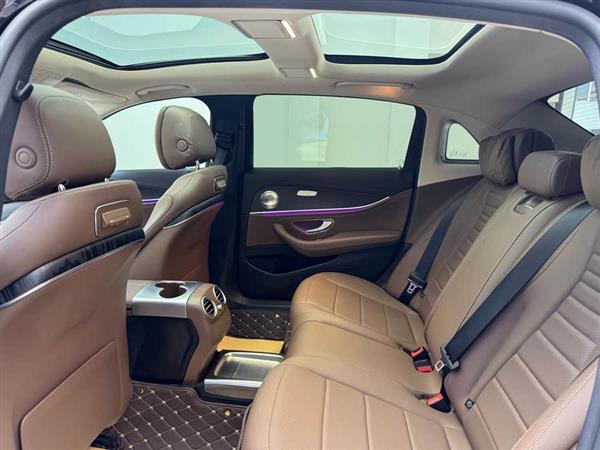 奔驰E级 2020款 E 300 L 运动时尚型