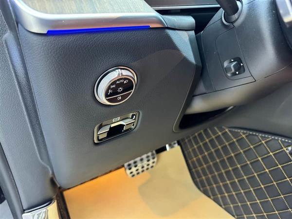 奔驰GLC 2024款 GLC 300 L 4MATIC 动感型 5座