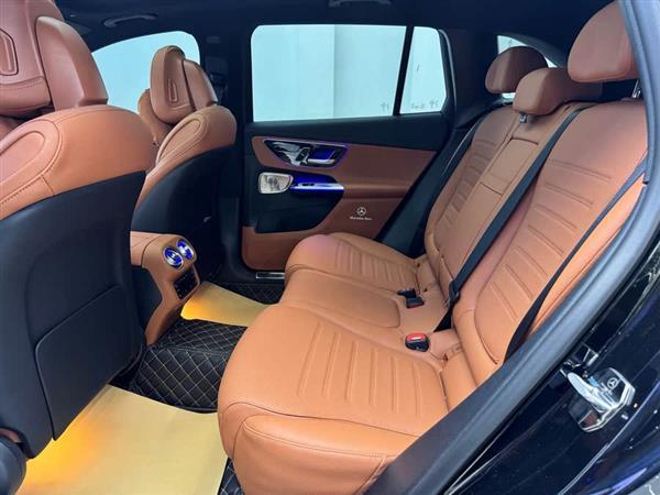 奔驰GLC 2024款 GLC 300 L 4MATIC 动感型 5座