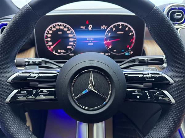 奔驰GLC 2024款 GLC 300 L 4MATIC 动感型 5座