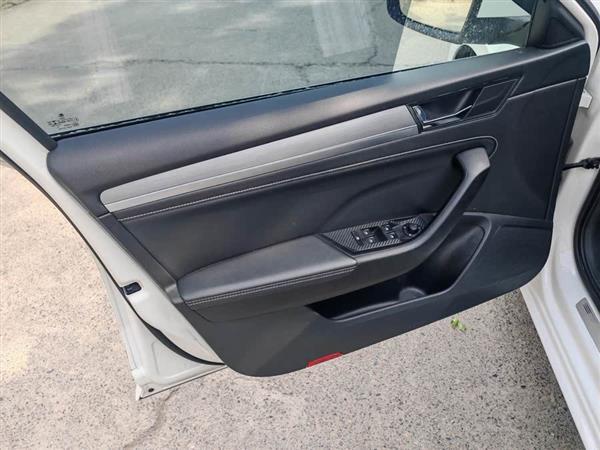 速派 2021款 TSI330 DSG舒适版