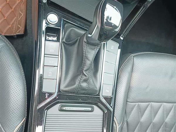帕萨特 2020款 330TSI 豪华版 国VI