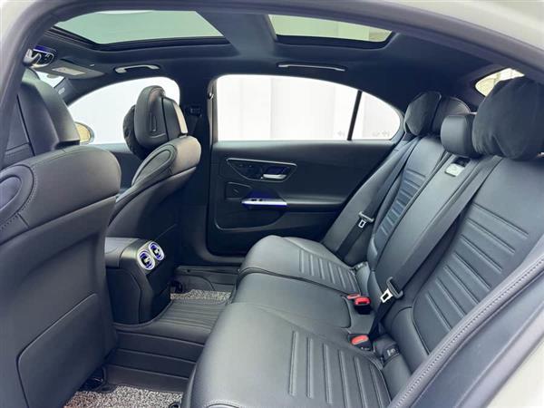 奔驰C级 2024款 C 260 L 运动版