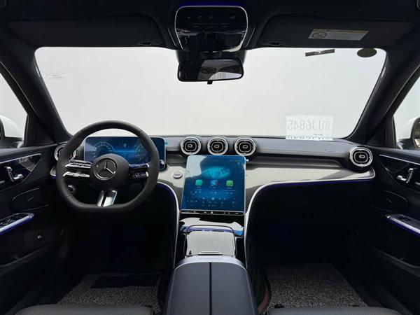奔驰C级 2024款 C 260 L 运动版