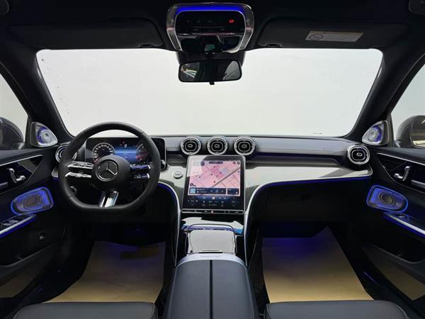 奔驰C级 2023款 C 260 L 运动版