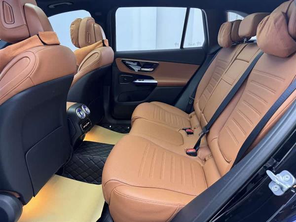 奔驰GLC 2024款 GLC 300 L 4MATIC 动感型 7座