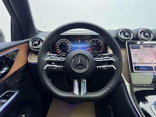 奔驰GLC 2024款 GLC 300 L 4MATIC 动感型 7座