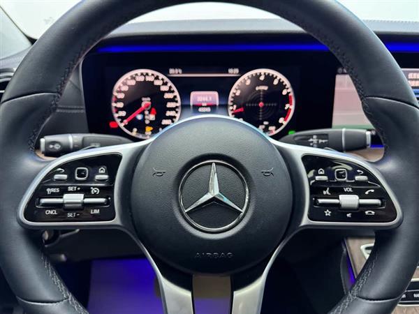 奔驰E级 2019款 E 200 L