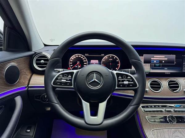 奔驰E级 2019款 E 200 L