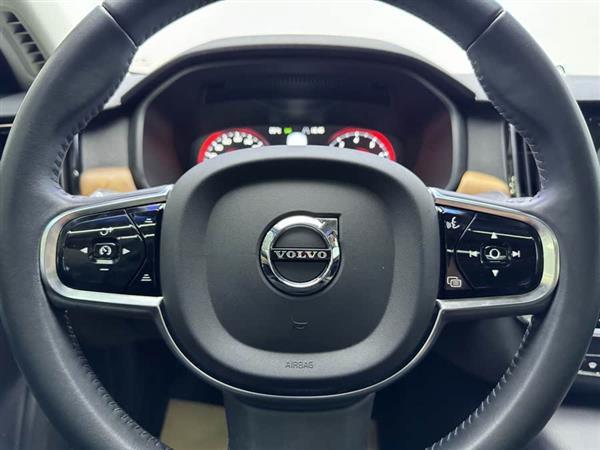 沃尔沃S90 2020款 T5 智逸豪华版