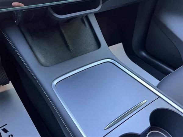 Model Y 2024款 后轮驱动版