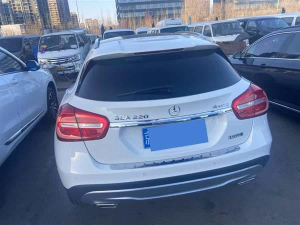 奔驰GLA 2016款 GLA 200 动感型