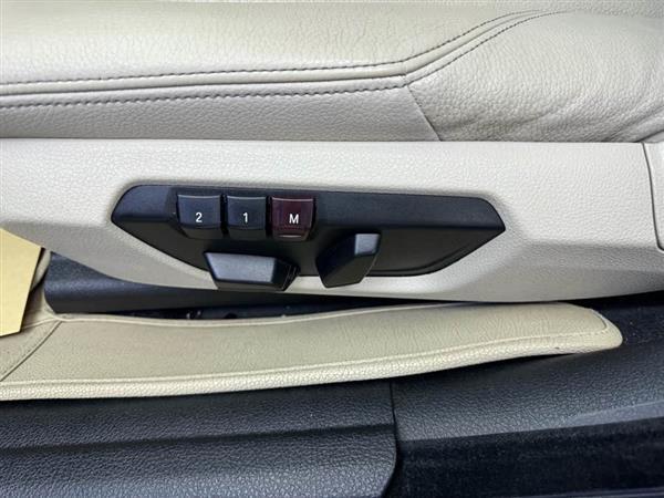 宝马3系GT 2014款 320i 设计套装型