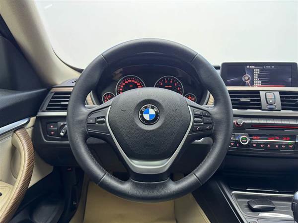 宝马3系GT 2014款 320i 设计套装型