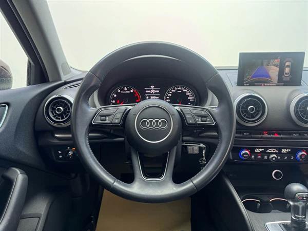 奥迪A3 2019款 Limousine 35 TFSI 风尚型 国VI