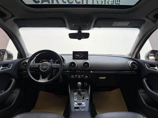 奥迪A3 2019款 Limousine 35 TFSI 风尚型 国VI